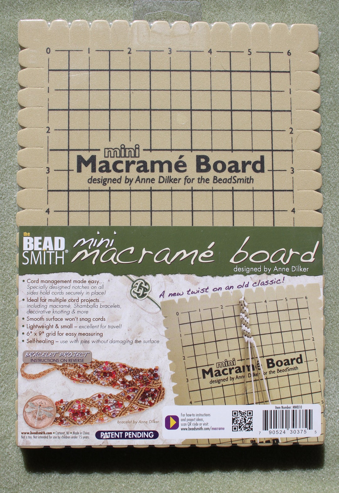 Small Macramé Board From the Beadsmith® 19x26.5cm 7.5x10.5 Inches 