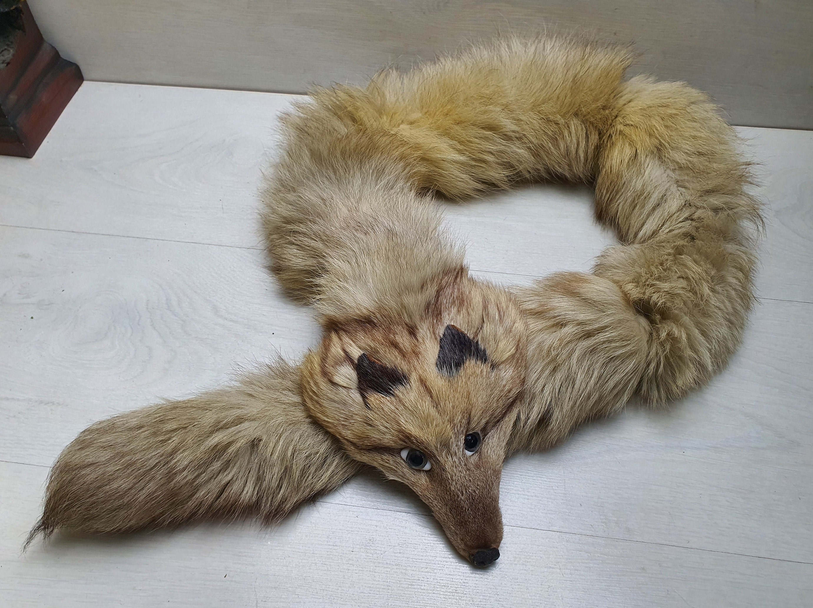 Big Vintage Collar Full Size White Fox Fur Scarf Head Tail Big Vintage Collar Full Size White Fox Fur Scarf Head Tail