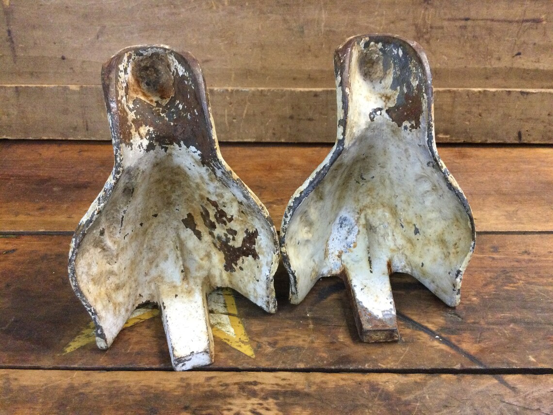 Antique Cast Iron Tub Feet / Industrial Decor/ Doorstop Etsy