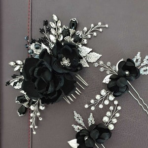 Black flower comb Gothic wedding hair piece Black Wedding Veil Gothic hair piece Black hair piece goth hair accessories Halloween Hair Clip