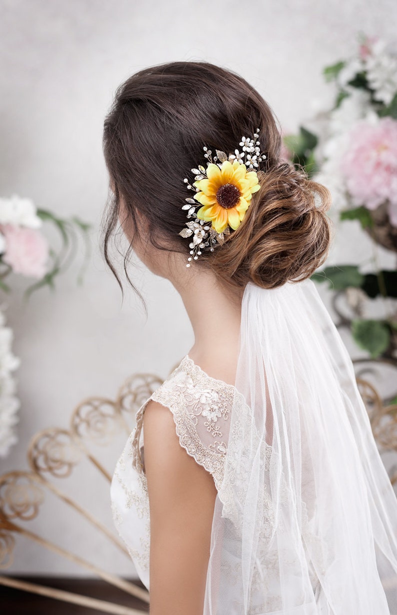 Sunflower flower hair comb Sunflower headband Yellow flower crown Sunflower wedding Fall floral crown Fall wedding Yellow bridal headpiece