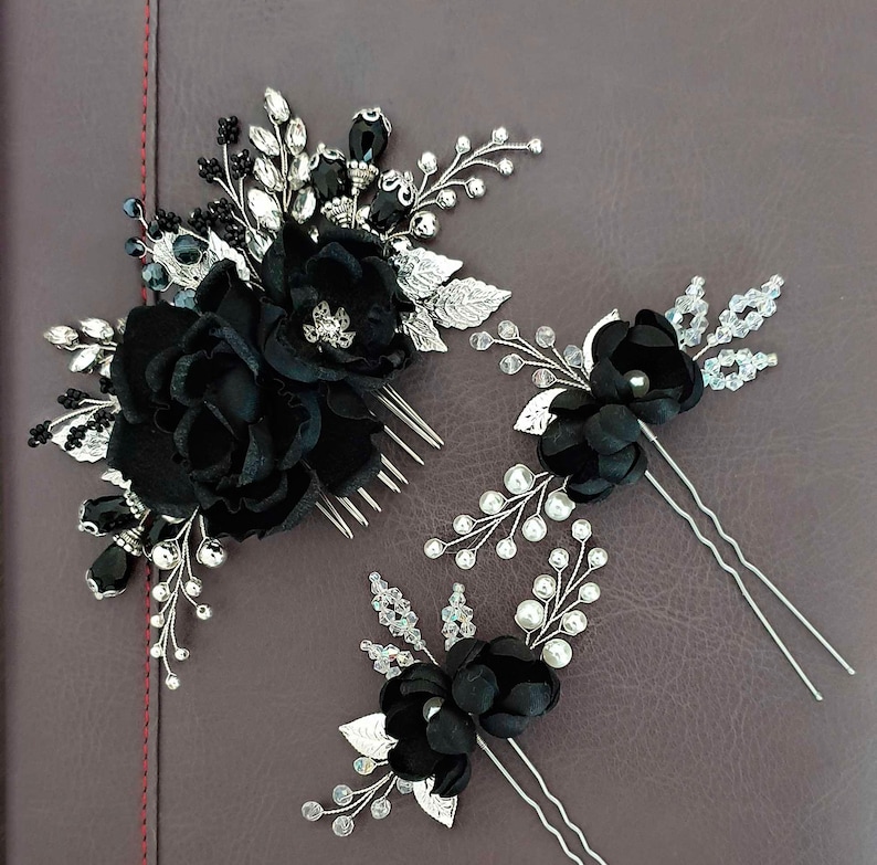 Black flower comb Gothic wedding hair piece Black Wedding Veil Gothic hair piece Black hair piece goth hair accessories Halloween Hair Clip afbeelding 1