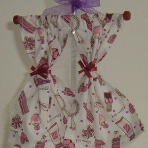 Miniature Girly Curtains 1 12 Scale