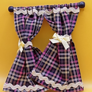 Miniature Gingham Country Curtain Collection