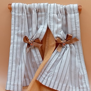 Miniature Two Panel Curtains and Drapes 1 12 Scale