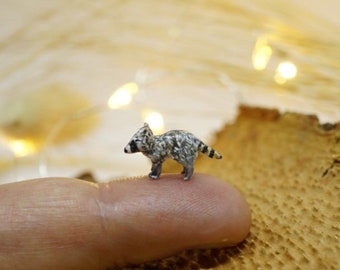 Miniature racoon, handmade racoon, clay racoon, racoon figurine, racoon totem, tiny racoon