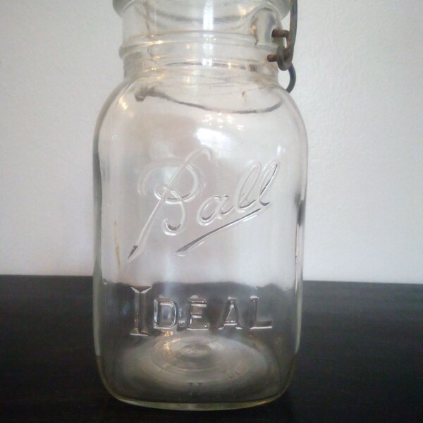 Vintage Quart Sized Ball Canning Jar, Vintage Mason Jar, Dated 1933-1962,  Collectible Mason Jar, Great Gift for Home Decorating, Mason Jar