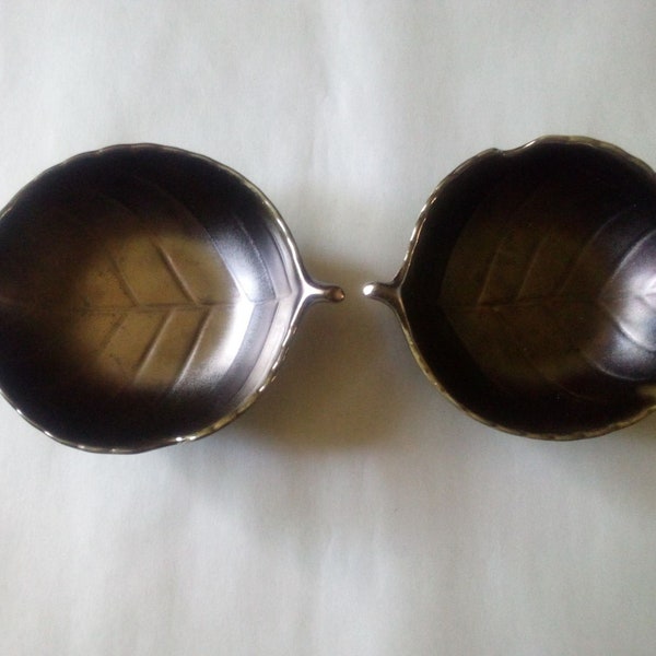 Elegant Vintage Crate & Barrel Leaf Dish Duo - Bronze Small Serving Dishes - 4.5 Length, 1.5 Tall (420-127)