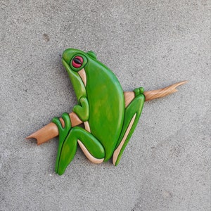 FROG İNTARSIA , intarsia wooden art, wild life, home decor, wall decor, animal, Wooden Magnet,3D wall, 3D, intarsia wood