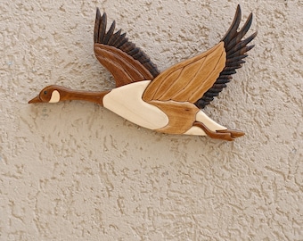 Ganso-do-Canadá fêmea em entalhe, arte em madeira com entalhe, pássaros, arte, madeira, escultura, animal, arte em madeira com entalhe, incrustação, decoração 3D, ganso
