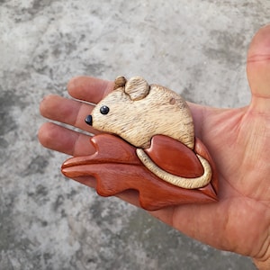 INTARSIA MAOUSE , magnet, intarsia, intarsia wooden art, wild life, ornament , mouse, animal, Wooden Magnet,  refrigerator magnet