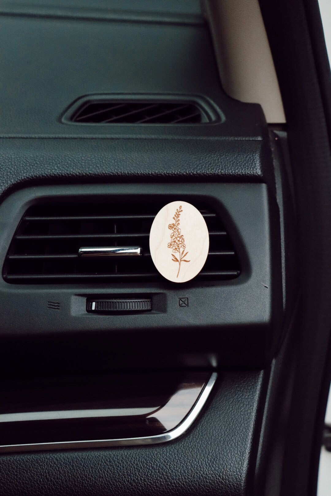 JULY Birth Flower, Wood Car Air Vent Diffuser, Larkspur Birth Flowers