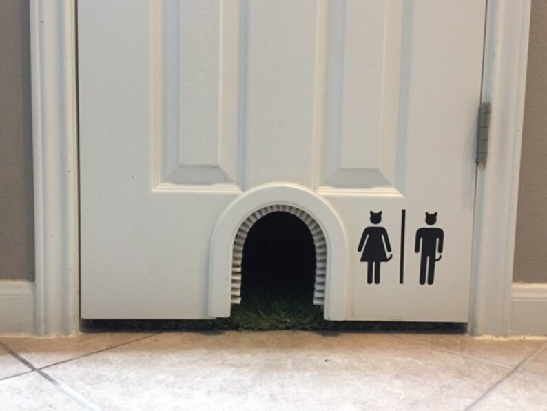 Cat Bathroom / Litter Box Vinyl Decal image 2