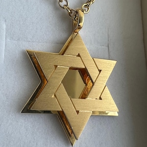 Men&#39;s Star of David Pendant in 18k Solid Yellow Gold , Large 18k Gold Star of David Necklace, Men&#39;s Magen David