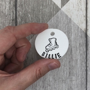 Gift for roller skater, roller skates, birthday gift tags, skater, personalised gift tags, gift tags, Christmas gift, roller skating gift.