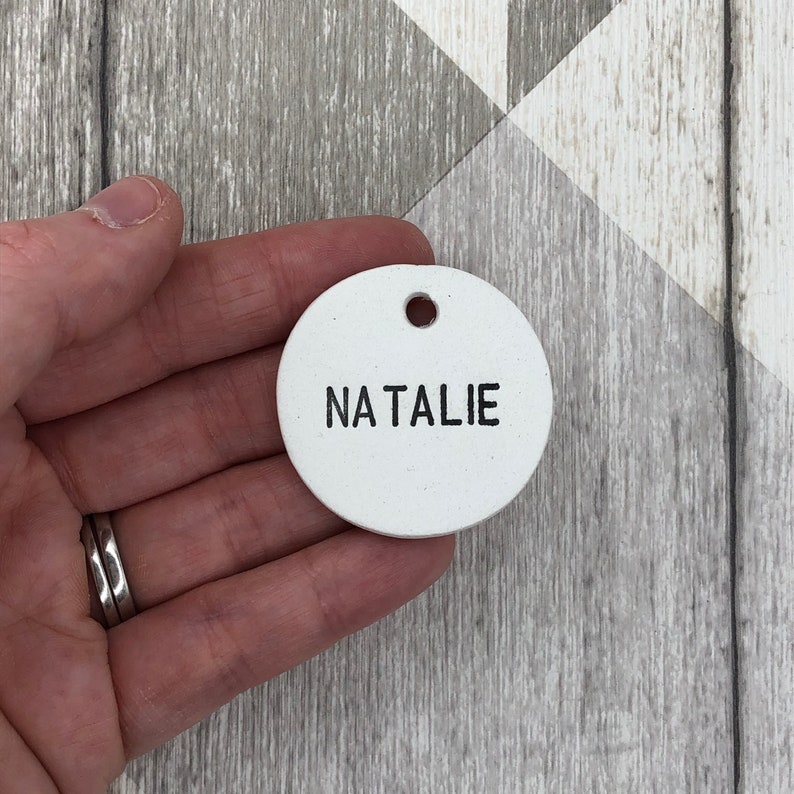 Clay name tags, personalised clay tags, place names, wedding favours, clay gift tags, wedding place names, wedding keepsake, name tags, clay Bild 3