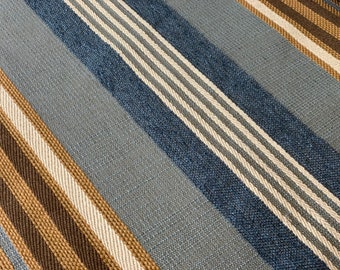 Navy /& Blue Dotted Design British Wool Blend Furnishing//Upholstery Fabric