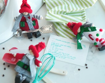 Little Do-Gooder Christmas Elves. Family Christmas Service Activity. Great for kids.  Boy and Girl Elves. Elf Christmas Ornaments.