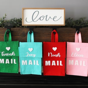 Personalized Felt Mailbox! For Valentines, for Teacher, for Kids, Hanging Mailbox, Holiday Mailbox, Sturdy and Re-usable Felt Mailbox.