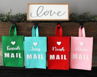Felt Mailbox with Name Valentine Party Teacher Classroom Letter box Hanging Mail holder Holiday Mail organizer Pretend Play Mail Bag For Kid