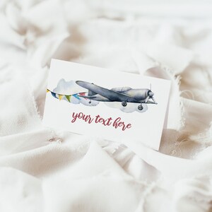 Étiquettes de nourriture d'anniversaire d'avion, étiquettes de buffet de partie d'avion, décor d'anniversaire d'avion, étiquettes de douche de bébé d'avion marque-places imprimables A047
