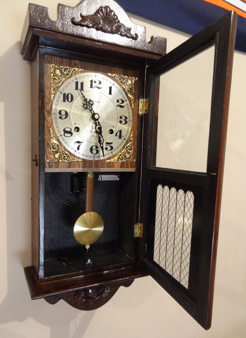 Alaron Clock 31 Day Wood Wall Clock Vintage Etsy