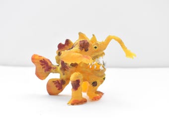 Frogfish Angleroid, Mini Anglerfish Figurine, Hand-painted 3d-printed Collectible