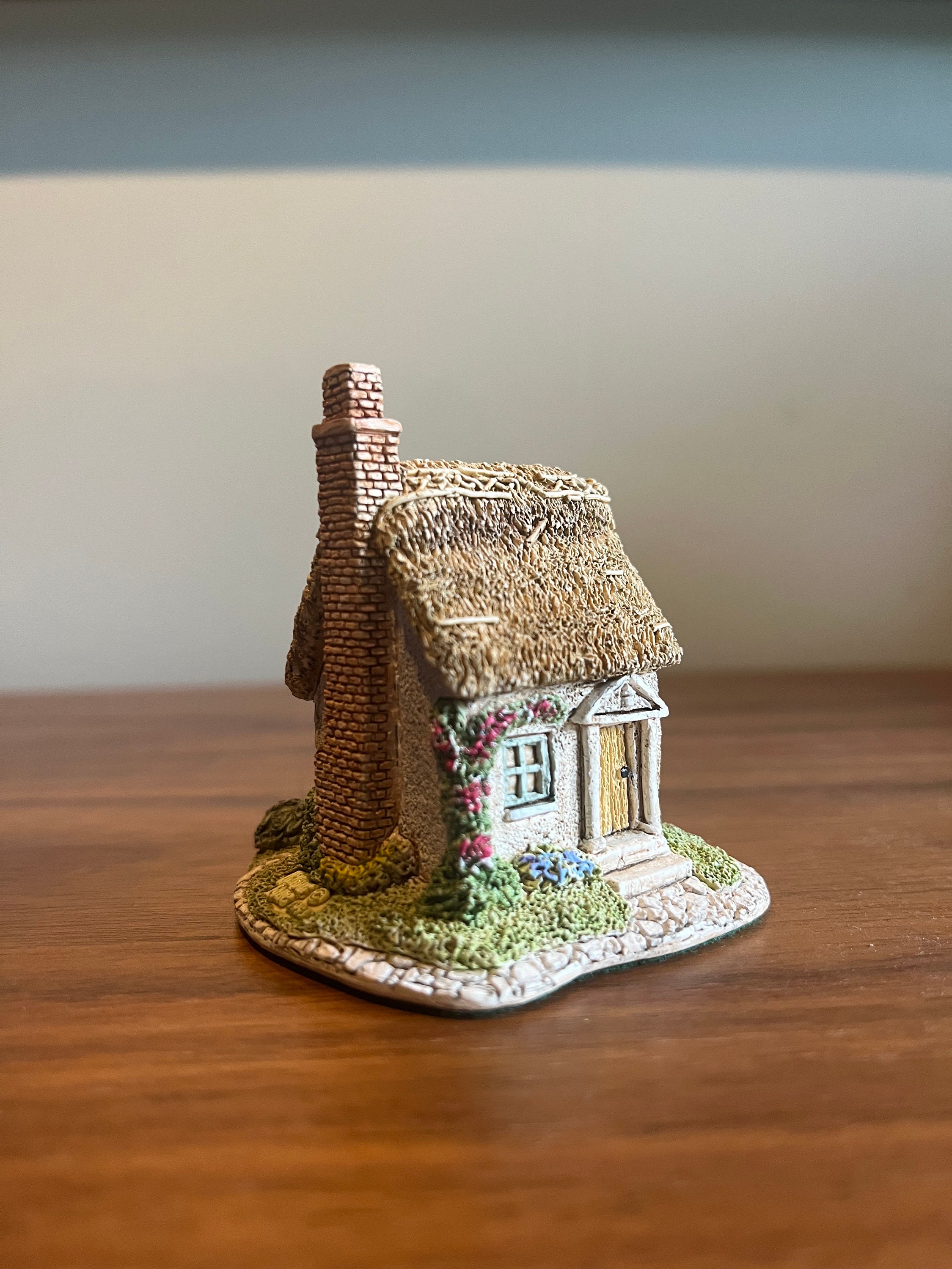 Lilliput Lane Rare - Etsy Canada