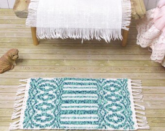 Green Dollhouse Rug: Handwoven Overshot Twill, Cotton, 1/12 Scale (5.5x 2.5")