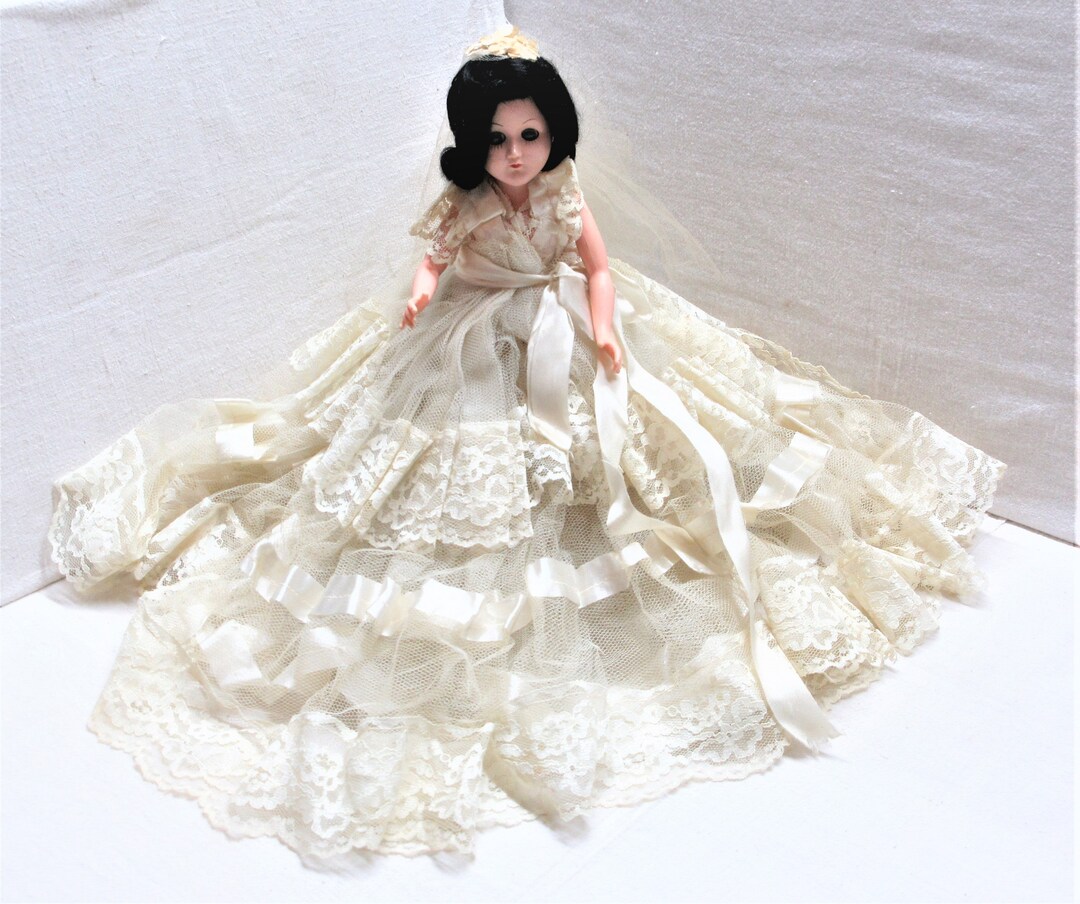 Vintage Bridal Doll. Plastic Jointed Doll Has Working Sleep Eyes. Will Stand at 11, Will Hang at