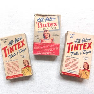 Vintage Tintex fabric dye packs in original boxes with unopened packets. I&#39;m guessing from the 1940s or 1950s