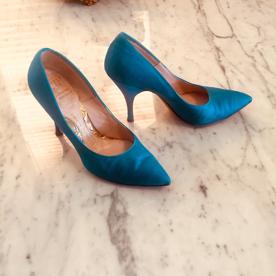 1950's Andrew Geller Vintage Blue Silk Pumps Size… - image 2