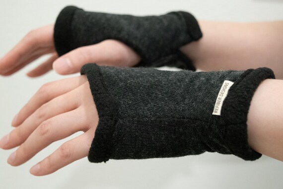 fingerless gloves for typing
