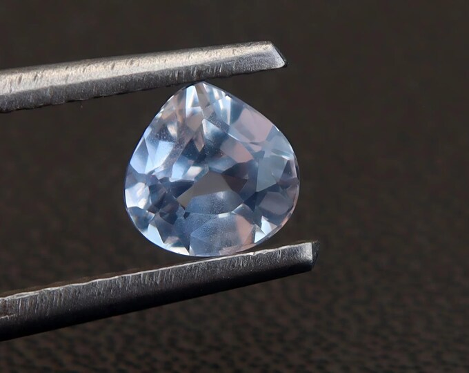 Certified Pastel Blue Sapphire Gemstone: 0.93 Carat Pear Cut Ceylon