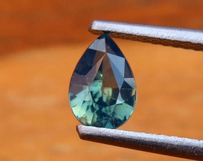 Natural Teal Green Sapphire Gemstone 1.01 Carat Pear cut, Engagement Ring