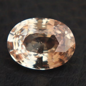 certified by GSI natural unheated peach sapphire oval cut faceted loose gemstone 3.16 carat for jewelry making, september birthstone