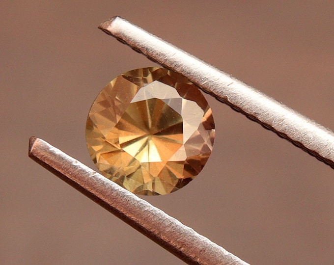 GSI Certified Unheated Yellow Sapphire 1.15 Carat Round Cut Gemstone