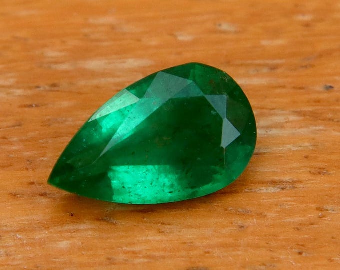 GSI Certified Natural Emerald Pear Cut Gemstone 0.93 Carat, Engagement Ring