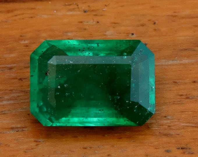 2.38 CT Natural Brazilian Emerald Octagon Cut Gemstone, May Birthstone