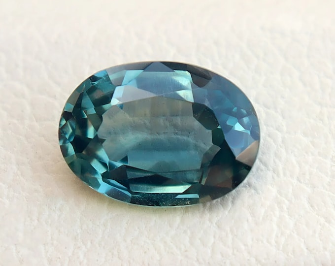 Certified Teal Blue Green Sapphire 0.91 Carat Oval Cut Gemstone