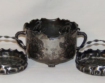 3pc Antique Set Pairpoint Silverplate Baskets Quadruple Plate Repousse Baskets