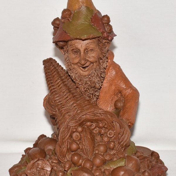 Vintage Tom Clark 1983 PLENTY Gnome Figurine Cornucopia of Nuts #60 Cairn Studio Tom Clark Gnome Figurines Statues