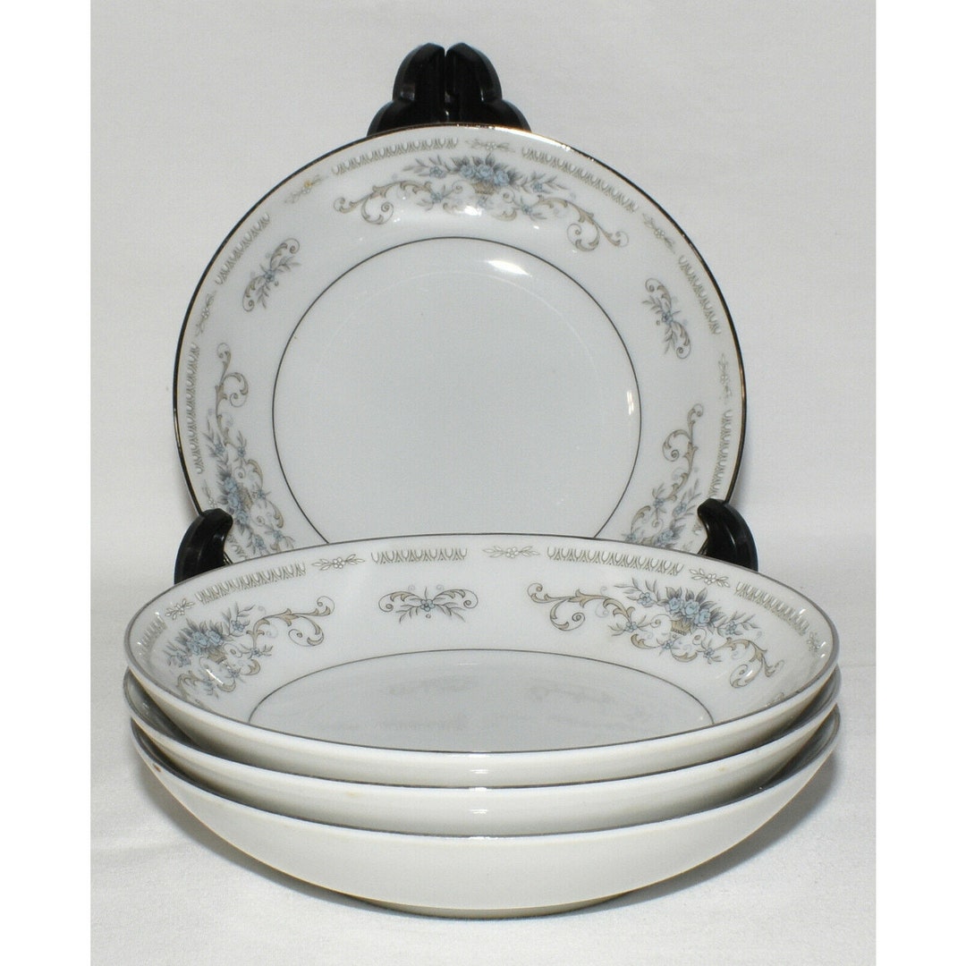 Vintage Wade DIANE Fine Porcelain China 5.5 Berry Bowls 4pc Set Made in