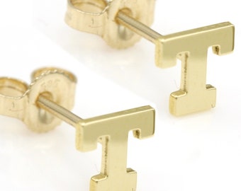 イニシャルピアス”Y“14kgf ゴールド スタッドピアス　アルファベット 14Kゴールドのイニシャルスタッドピアス：上品なアルファベットピアス