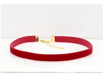 Choker in velluto rosso svizzero: collana regolabile in velluto