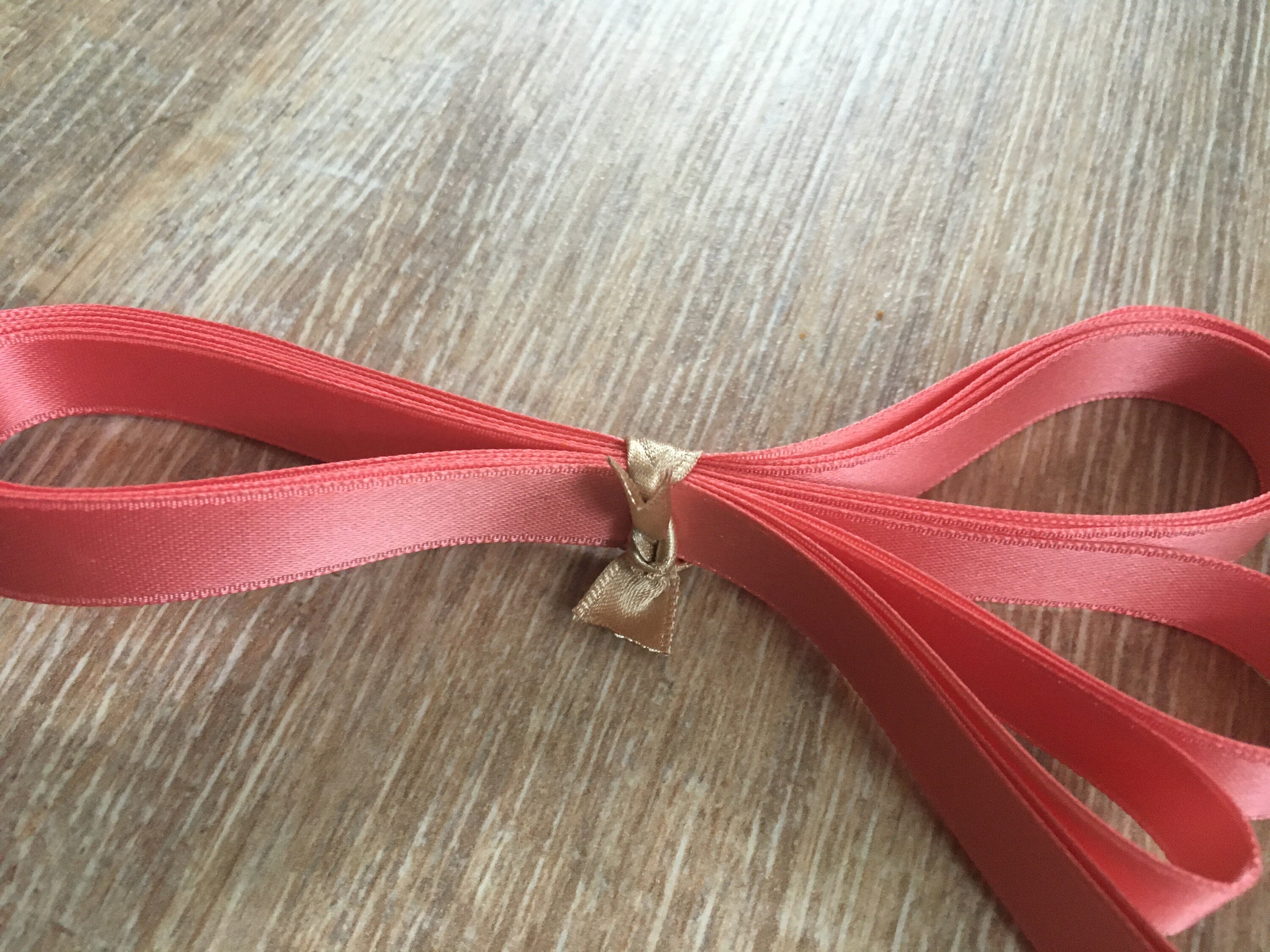 salmon colored shoelaces