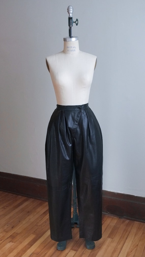 Vintage pleated leather pants / 80's pleated black