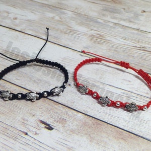 Turtle Bracelet / Turtle Charm Bracelet / Sea Turtle Bracelet / Silver Turtle Bracelet / Handmade Turtle Bracelet / Charm Bracelet