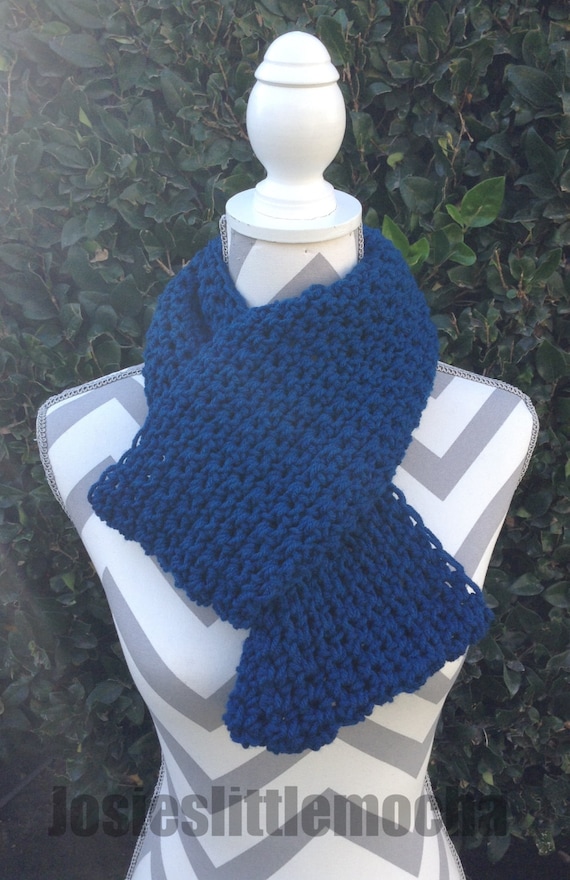 Infinity Scarf / Crochet Infinity Scarf / Cowl Scarf / Blue