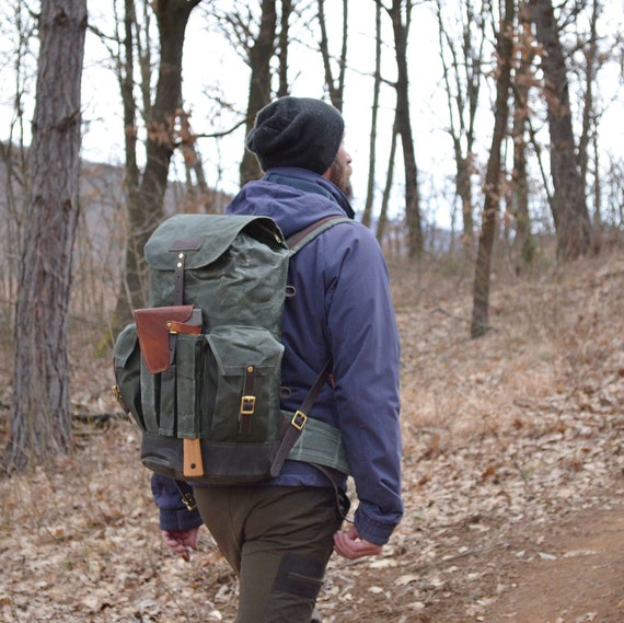 bushcraft backpack with axe holder